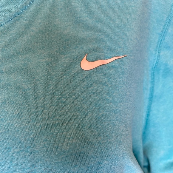 Nike Plus Size Dri-Fit Turquoise Tee T-Shirt Size 1X VGC - Picture 2 of 4